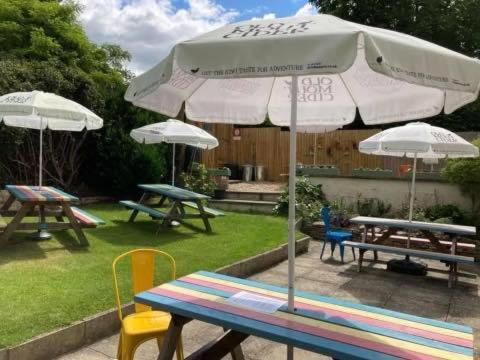 The Cottage Upstairs At The Green Man, Ropsley Exterior foto